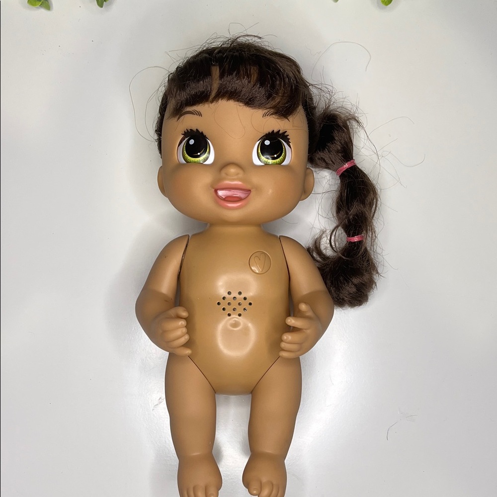 Hasbro Baby Alive Lulu Achoo doll.
